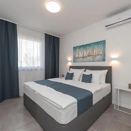 Tourist Villas * ויר