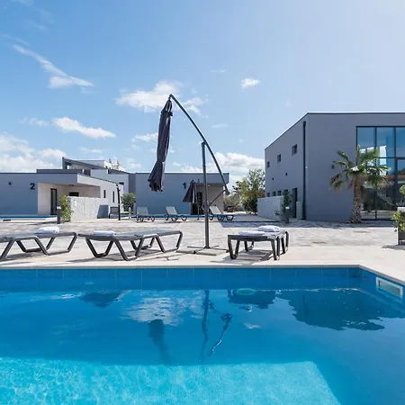 Tourist Villas
