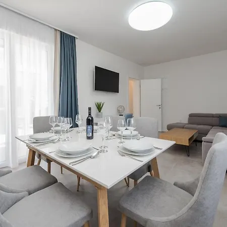 בית נופש Tourist Villas *