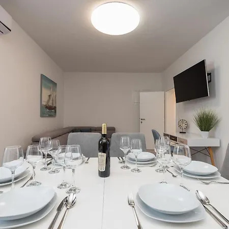 בית נופש Tourist Villas
