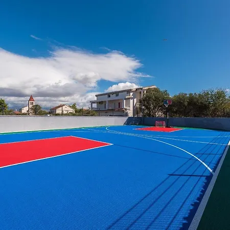 בית נופש Tourist Villas ויר