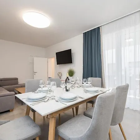 Tourist Villas בית נופש ויר